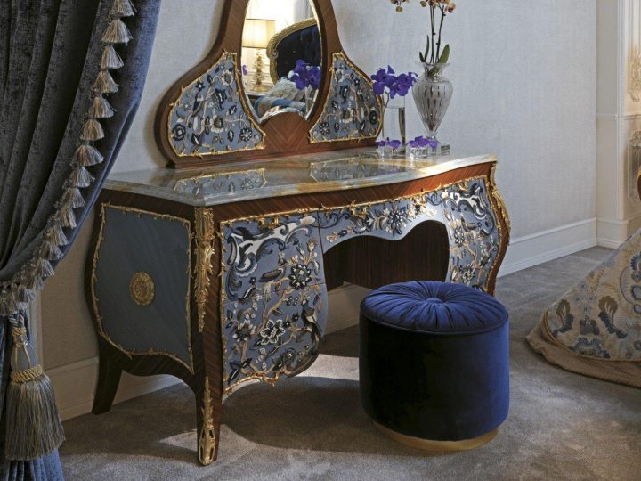 3690 Dressing Table, Ezio Bellotti