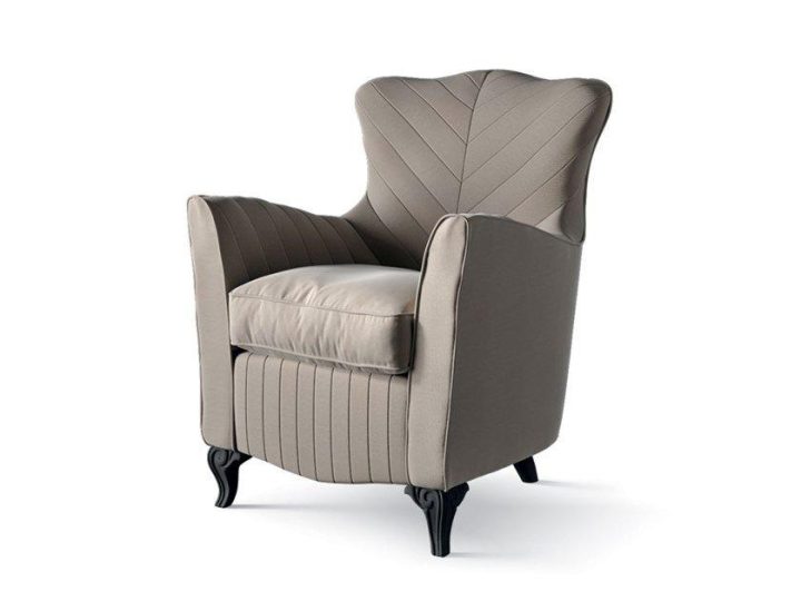 5944 Armchair, Carpanese Home