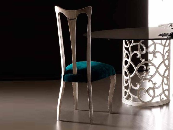 Antares Chair, Corte Zari