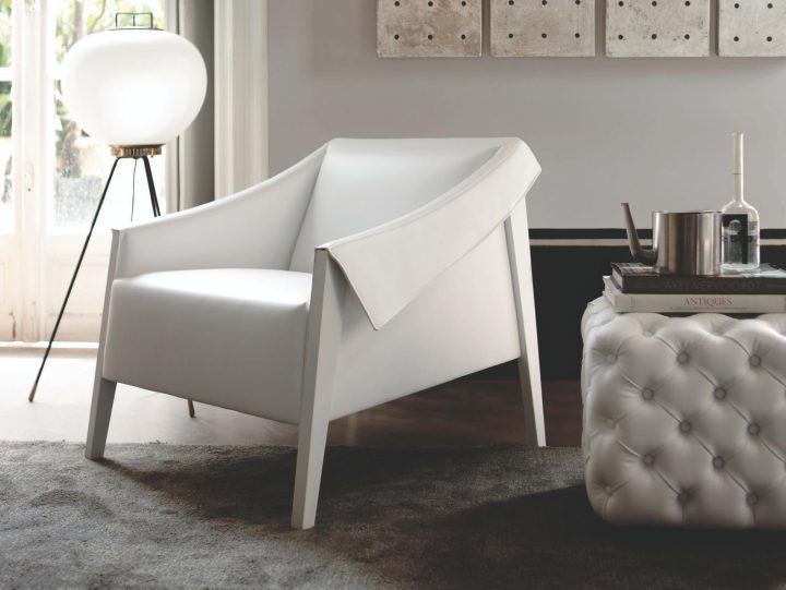 Ara Armchair, Porada