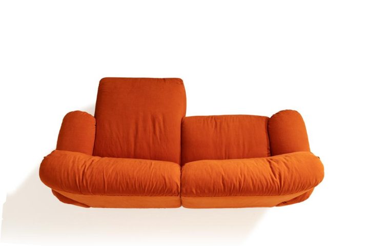 Beluga Sofa, Mantellassi 1926