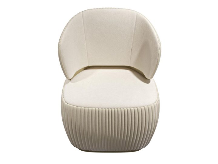 Bon Ton Easy Chair, Capital Collection