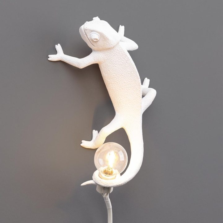 Chameleon Going Up Wall Lamp, Seletti