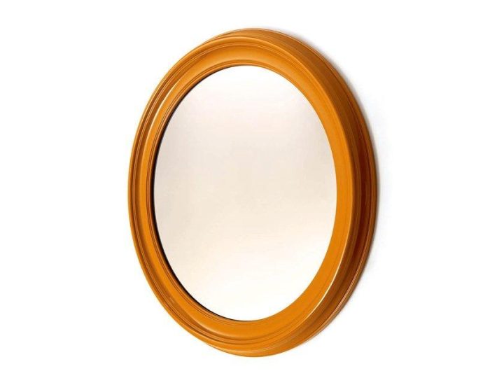 Circle Mirror, Grilli