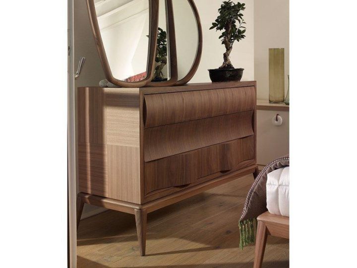 Contemporary Living Chest Of Drawers, Volpi
