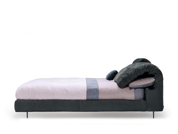 Crazy Dream Bed, Arketipo