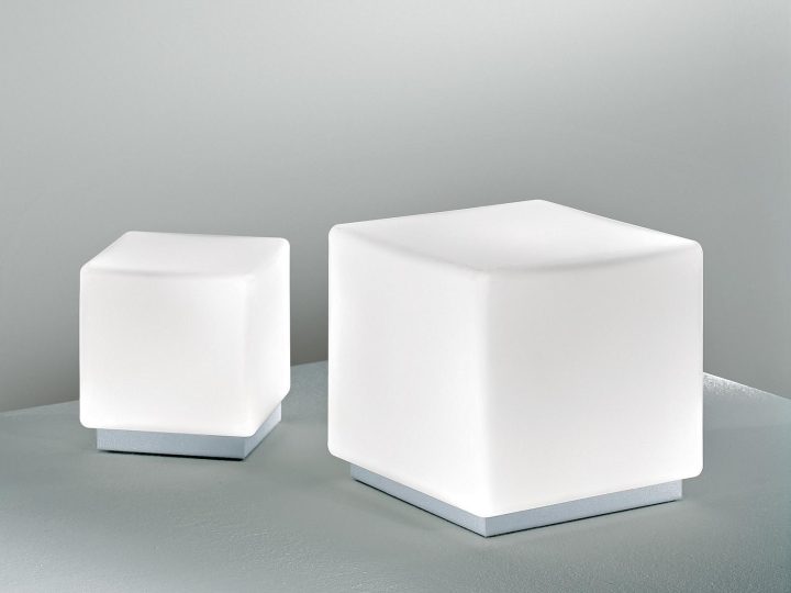 Cubi Zero T Table Lamp, Leucos