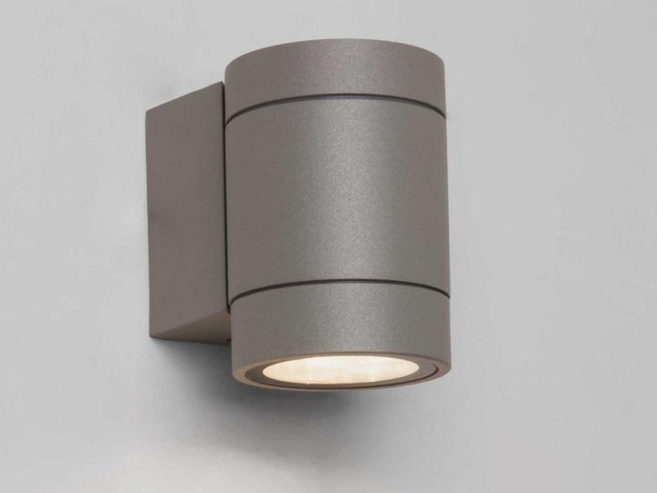 Dartmouth Single Outdoor Wall Lamp, Astro Lighting