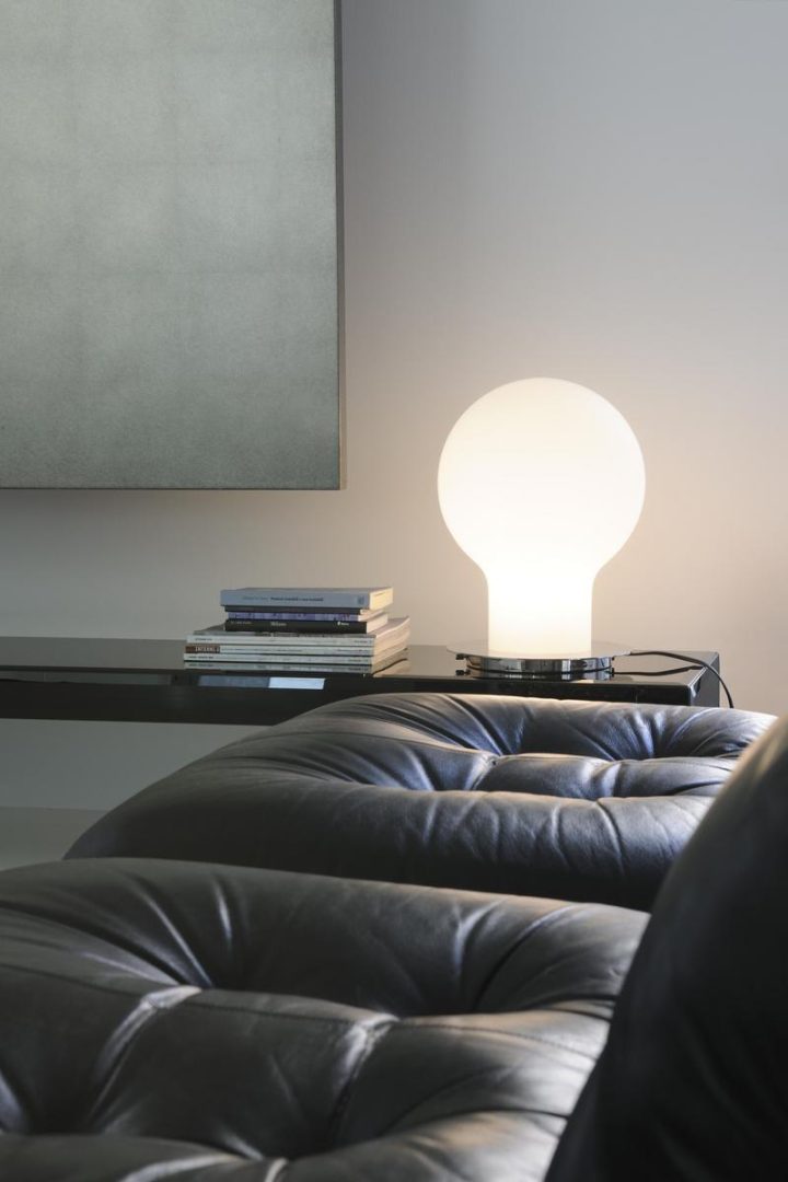 Denq 229 Table Lamp, Oluce