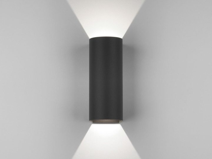 Dunbar 255 Outdoor Wall Lamp, Astro Lighting