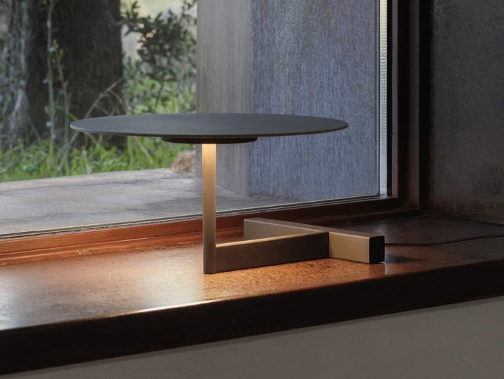 Flat 5965 Table Lamp, Vibia