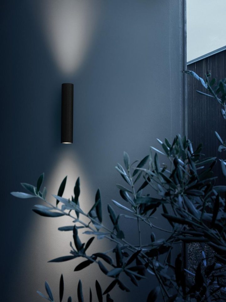 Flauta Riga Outdoor Outdoor Wall Lamp, Flos