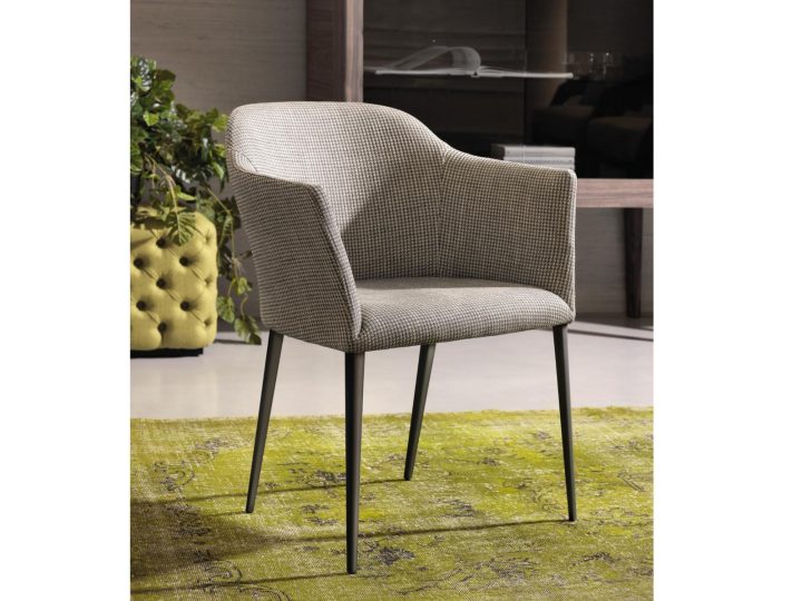 Grace Chair, Porada