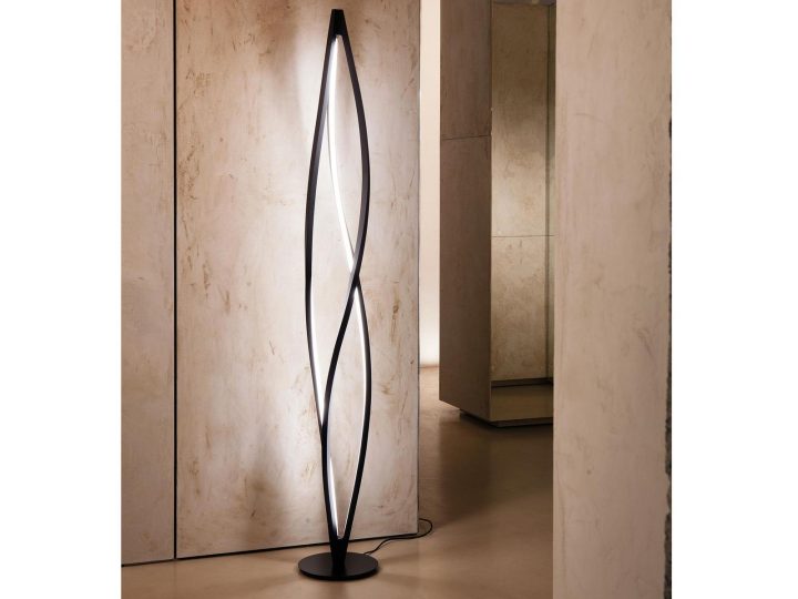 In The Wind Floor Lamp, Nemo