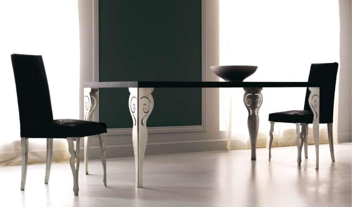 Kaleido Table, Corte Zari