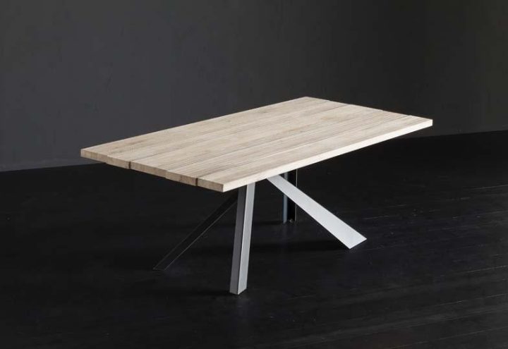 Kenzo + Metal Table, Altacorte