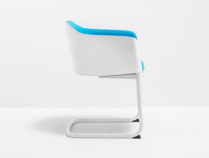 Laja Cantilever 882 Chair, Pedrali