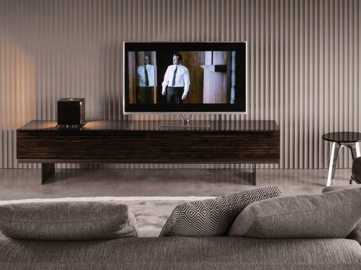 Lang Consolle Console, Minotti