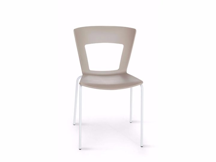Lilia Chair, Riflessi