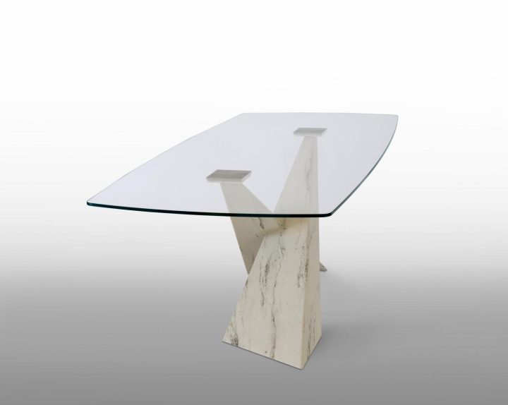 Living Stone And Glass Table, Riflessi