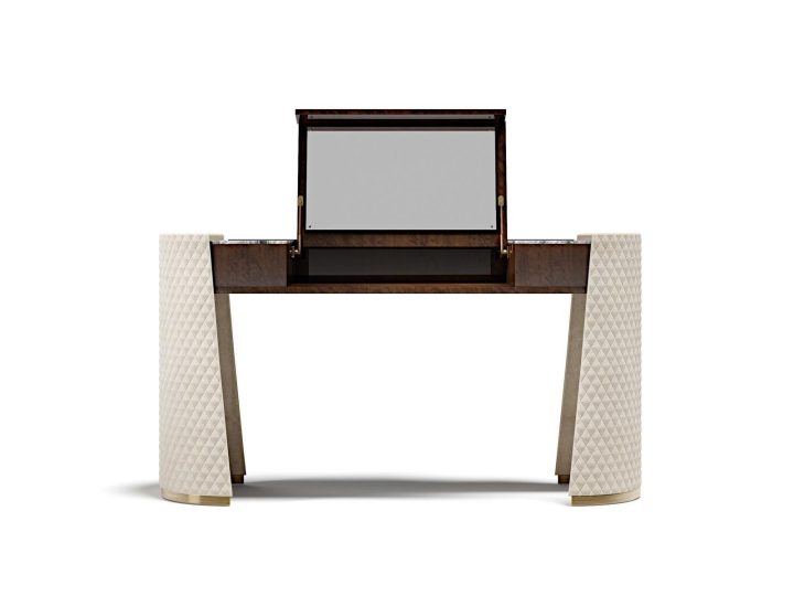 Majestic Console, Capital Collection