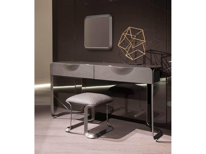 Milano Dressing Table, Turri