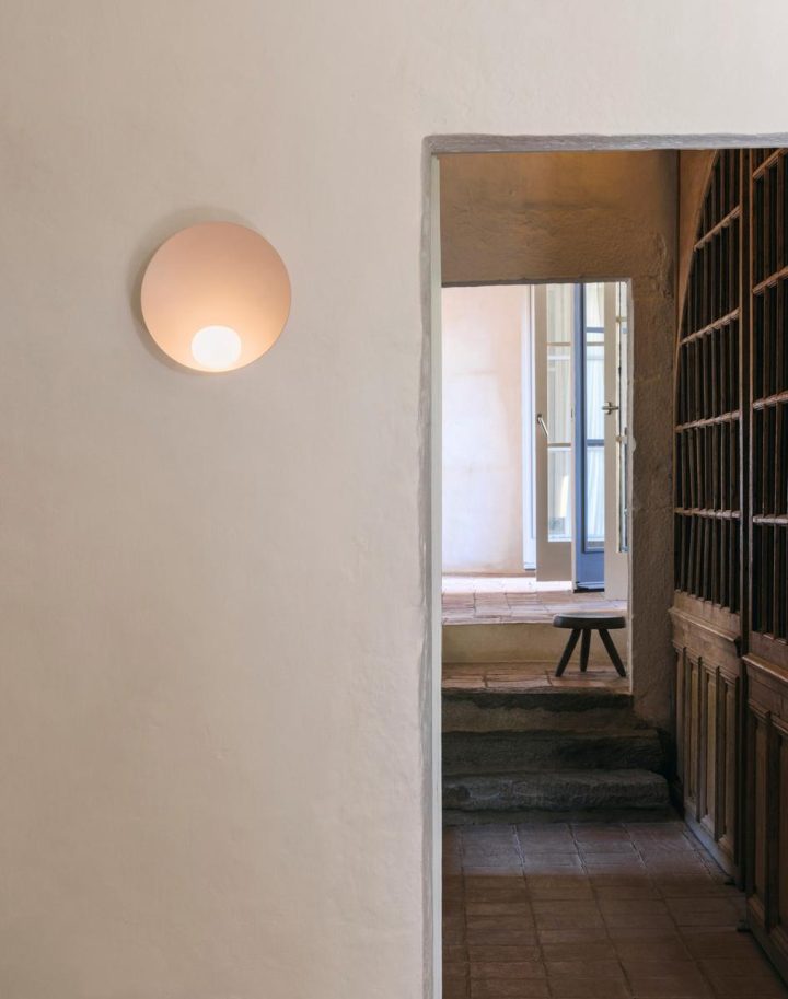 Musa Wall Lamp, Vibia