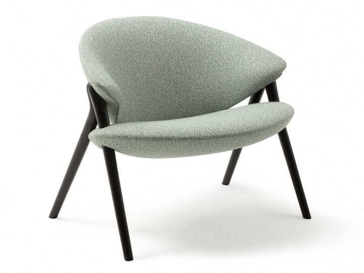 Oliva Easy Chair, Zanotta
