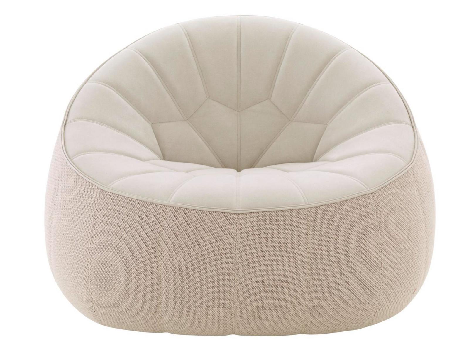 Ottoman armchair by Ligne Roset • VIZZZIO