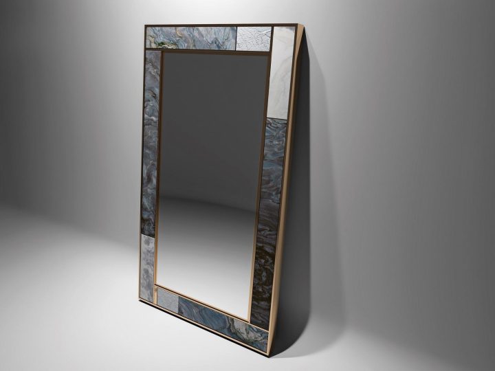 Polidoro Mirror, Visionnair