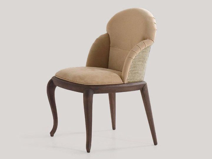 Sally Chair, Volpi