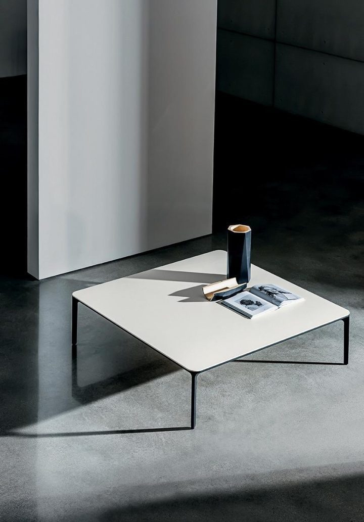 Slim Coffee Table, Sovet