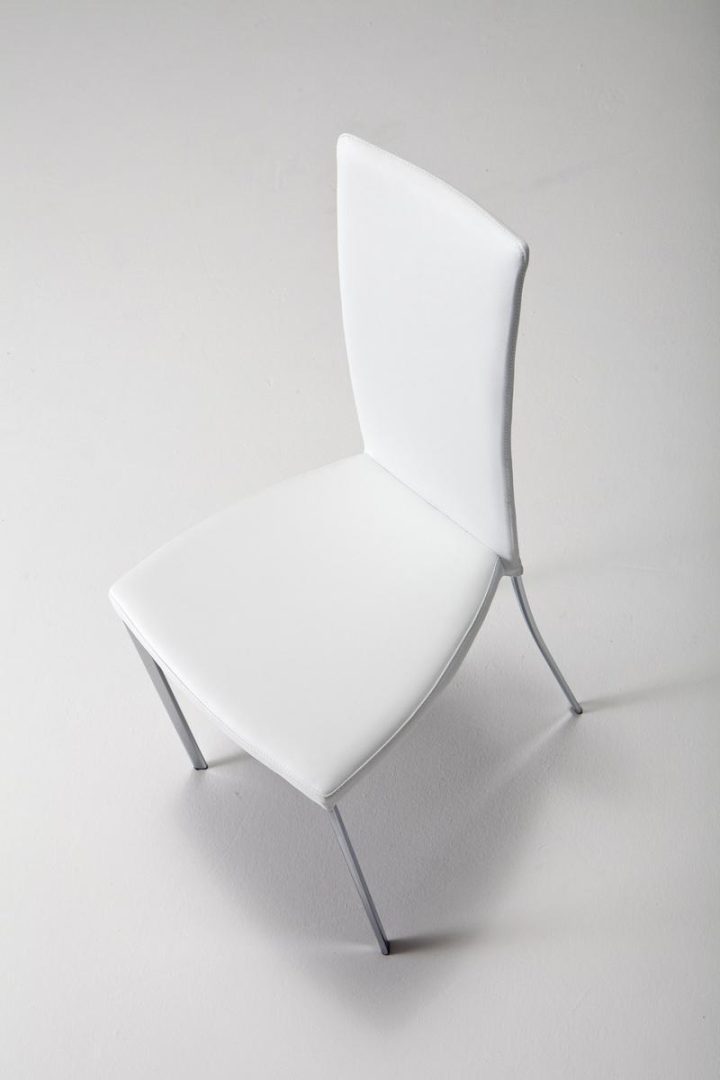 Slim Chair, Riflessi