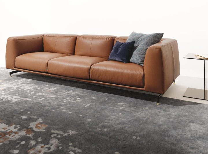 St. Germain Sofa, Ditre Italia