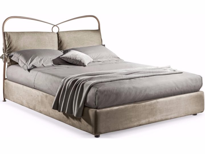 St. Tropez Bed, Cantori