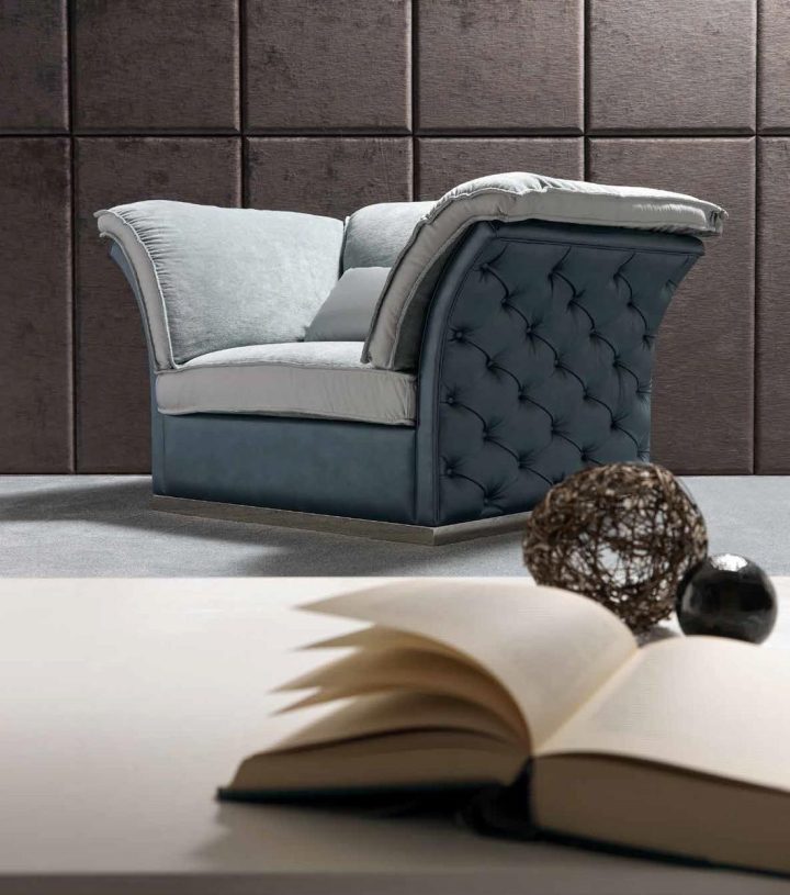 Tiago Armchair, Corte Zari