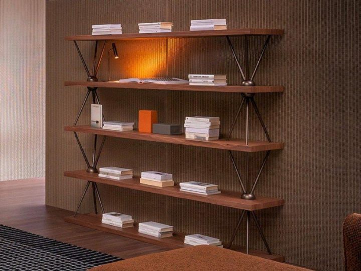 Tripodio Bookcase, Bonaldo