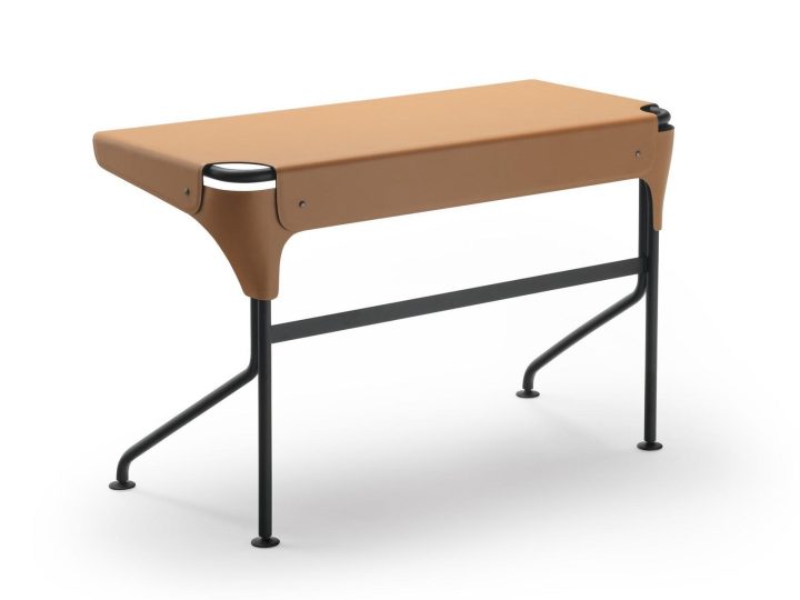 Tucano Writing Desk, Zanotta