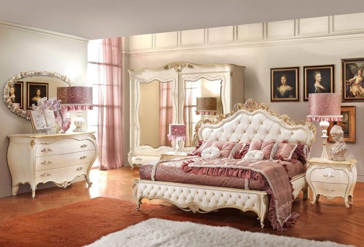 Romantica bedroom set by Signorini Coco