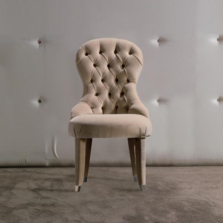 King chair by Rugiano