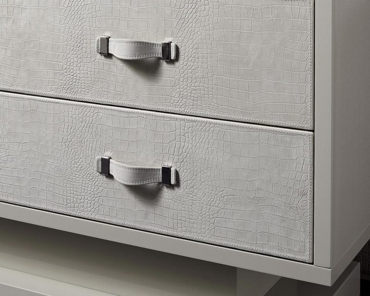 Parigi chest of drawers by Rugiano