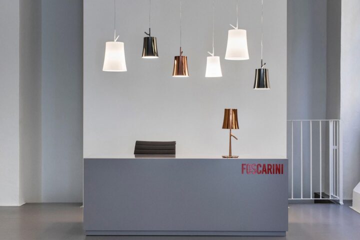 Birdie - acrylic pendant lamp | Foscarini