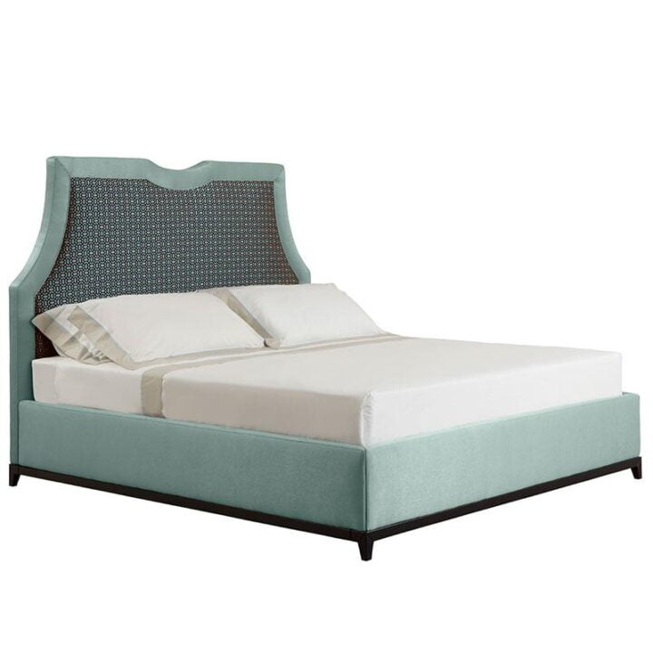 Jolo - lacquered bed with high headboard | Galimberti Nino