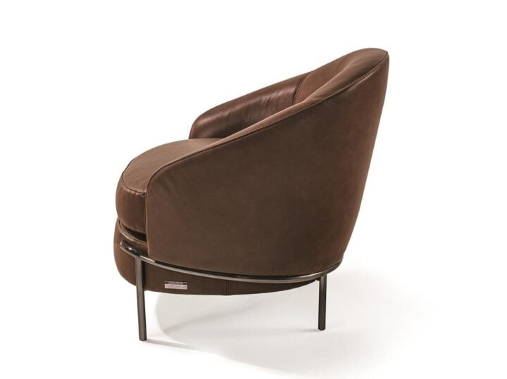 Lloyd - velvet armchair | Longhi