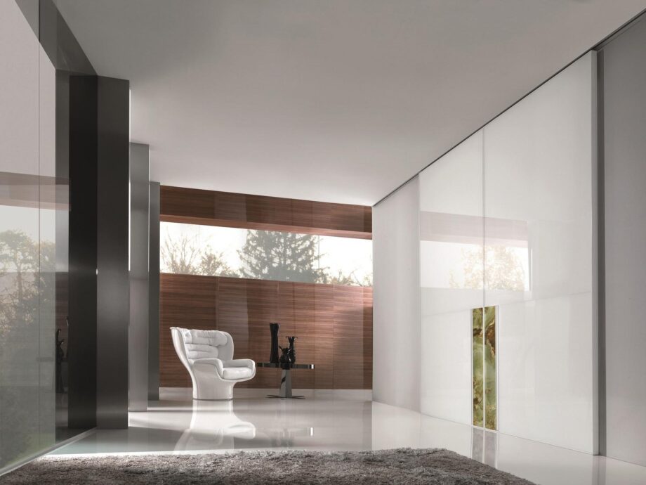 Elda Armchair Longhi