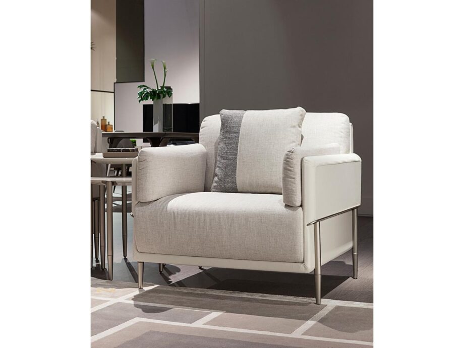 Zero Armchair Turri