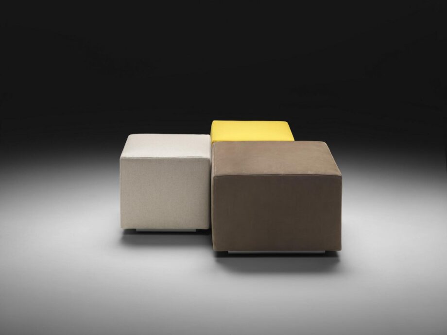 Adagio Pouf Flexform