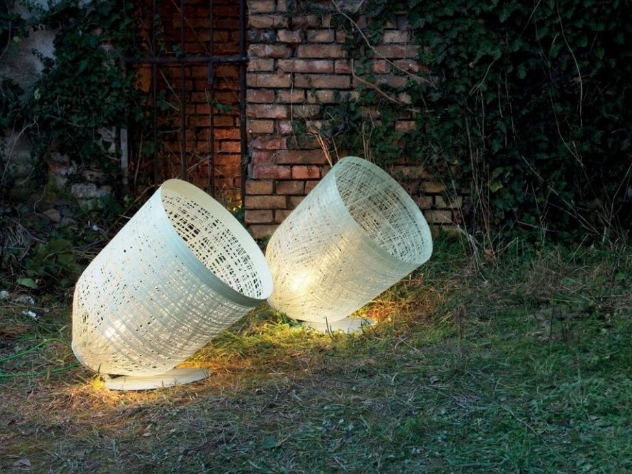 Blackout Outdoor Floor Lamp Karman