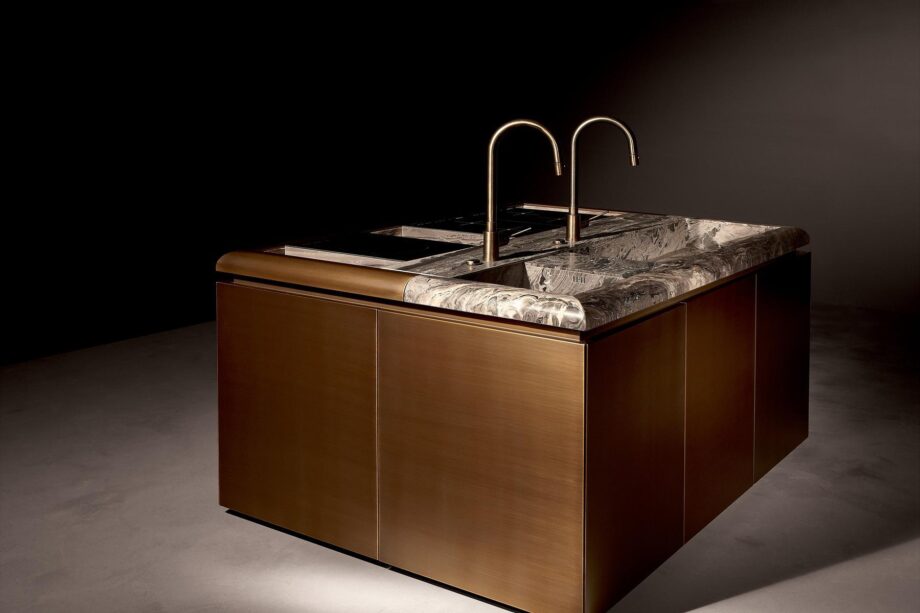 Dc10 Kitchen Rossana