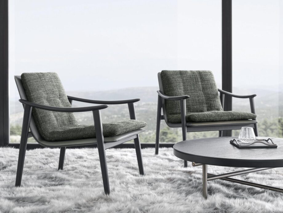 Fynn Saddle Hide Easy Chair Minotti